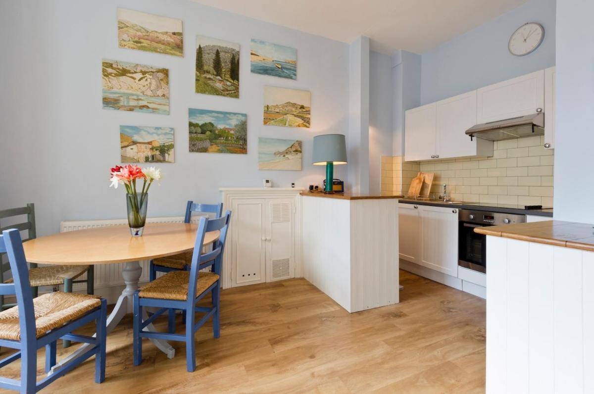 Apartment Notting Hill Charm -sleeps 5 - Urban Retreat *